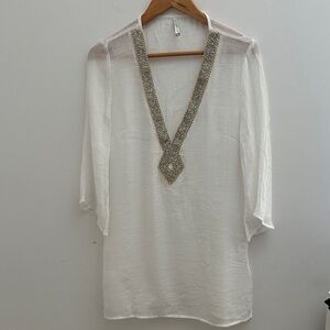 Amiani Bathing Suits Bikini Coverup White Medium Beaded Neckline Beachy Vacation